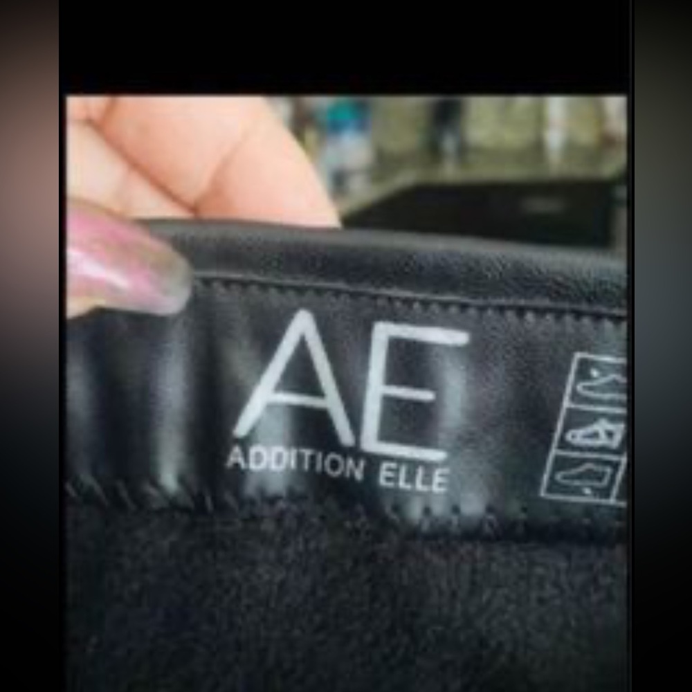 Size 10 - Picture 2 of 3